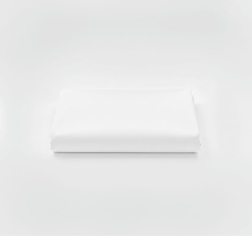 białe prześcieradło mikrofibra