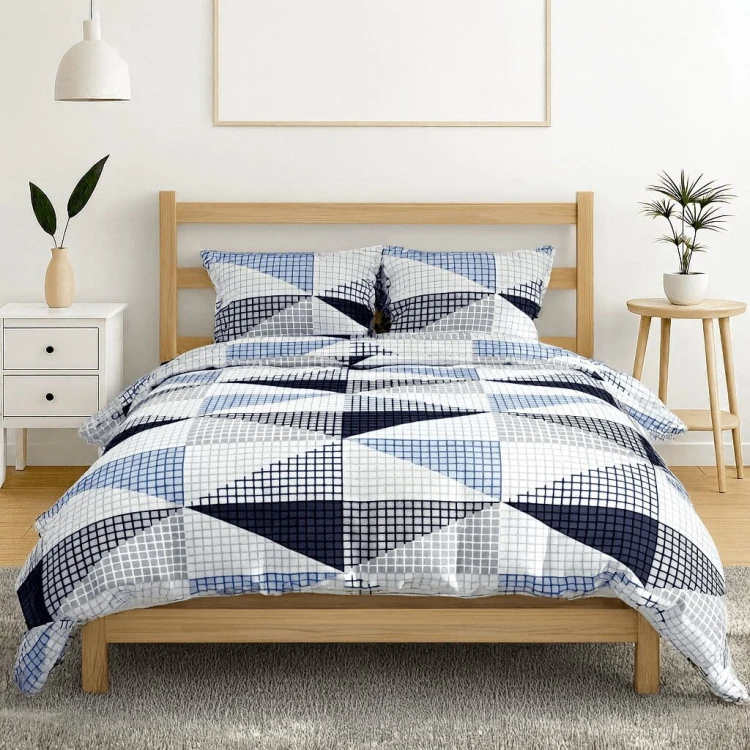 niebieskie trójkąty