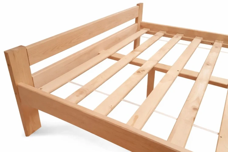 łóżko drewniane sosnowe